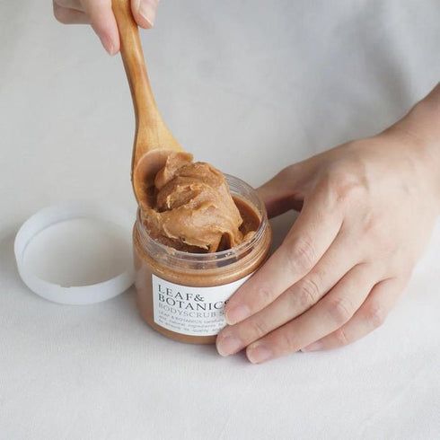 MATSUYAMA – Leaf & Botanics Body Scrub Sugar – 155g - Krea Noir